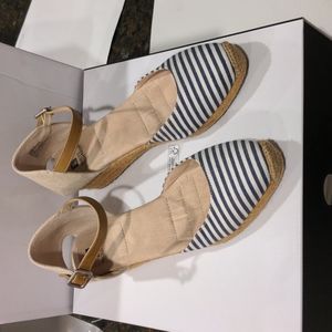 White Mountain summer wedge espadrilles